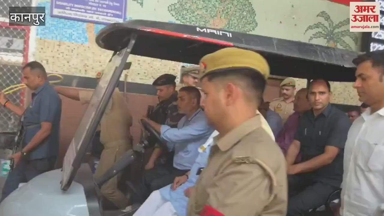 Bhagwat's train's platform changed, left for Aligarh from NE