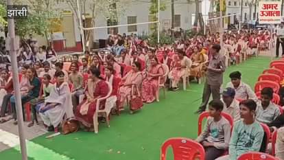 Police School: On the student's question, the CO said that crime increases even more by hiding things... break the silence and speak openly