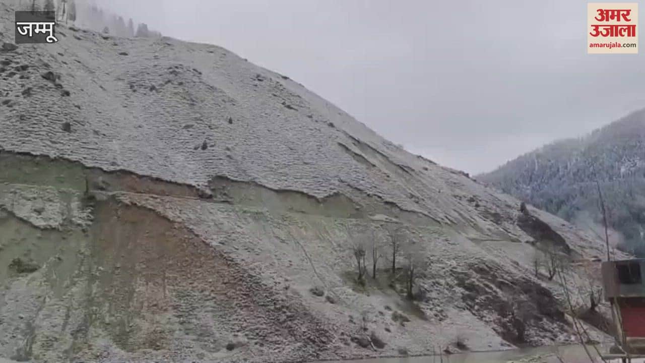 Snow fell again in Gurez valley of North Kashmir, weather changed
