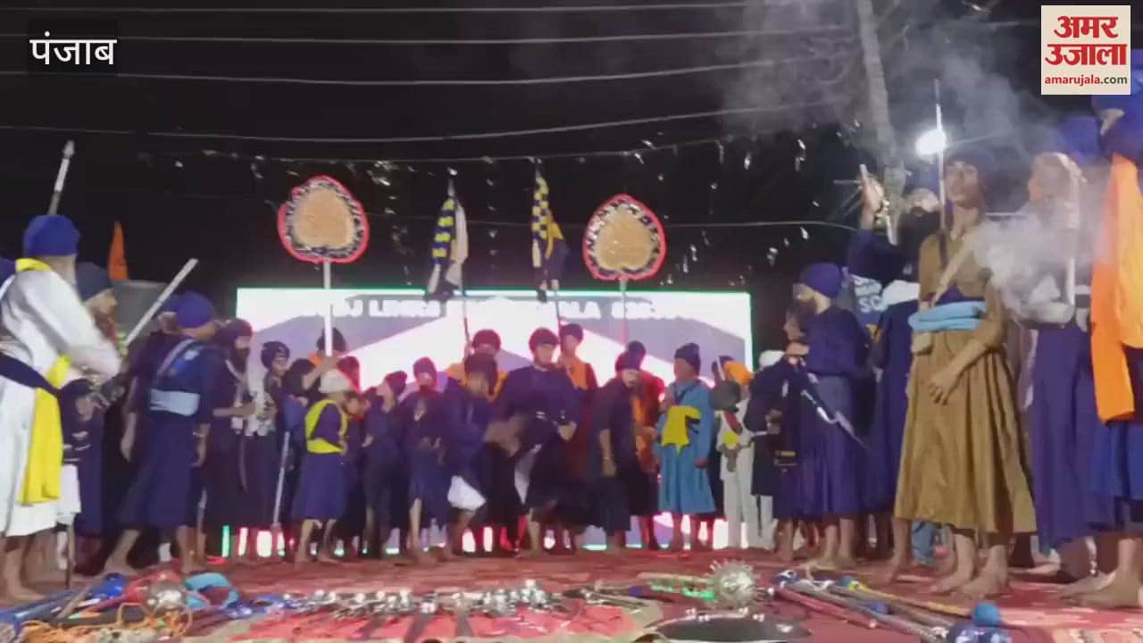 कपूरथला के गुरुद्वारा साहिब से विशाल दस्तार मार्च