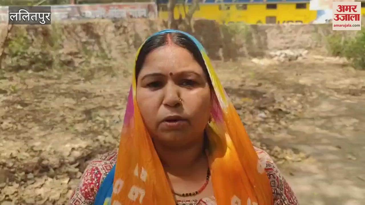 Safai Karamcharis in Lalitpur are troubled by threats from moneylenders