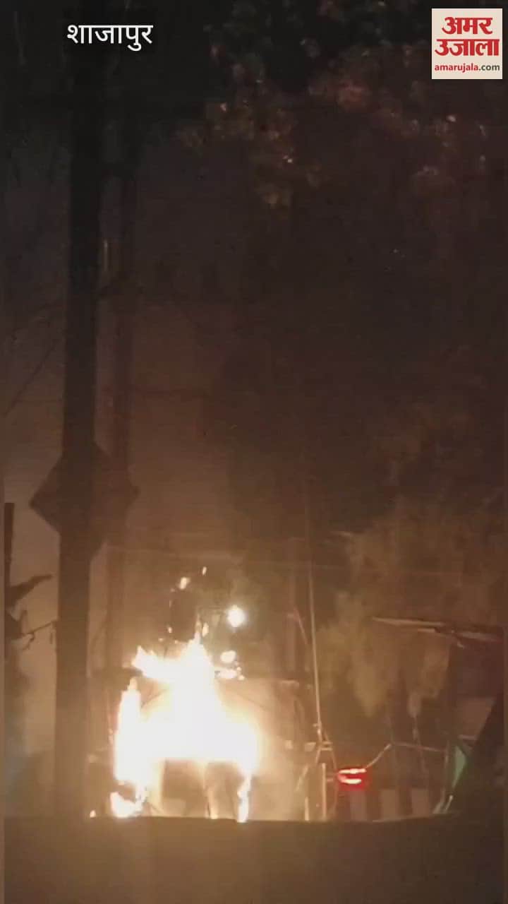 Explosions in electric transformer in Shajapur, traffic halted on AB Road