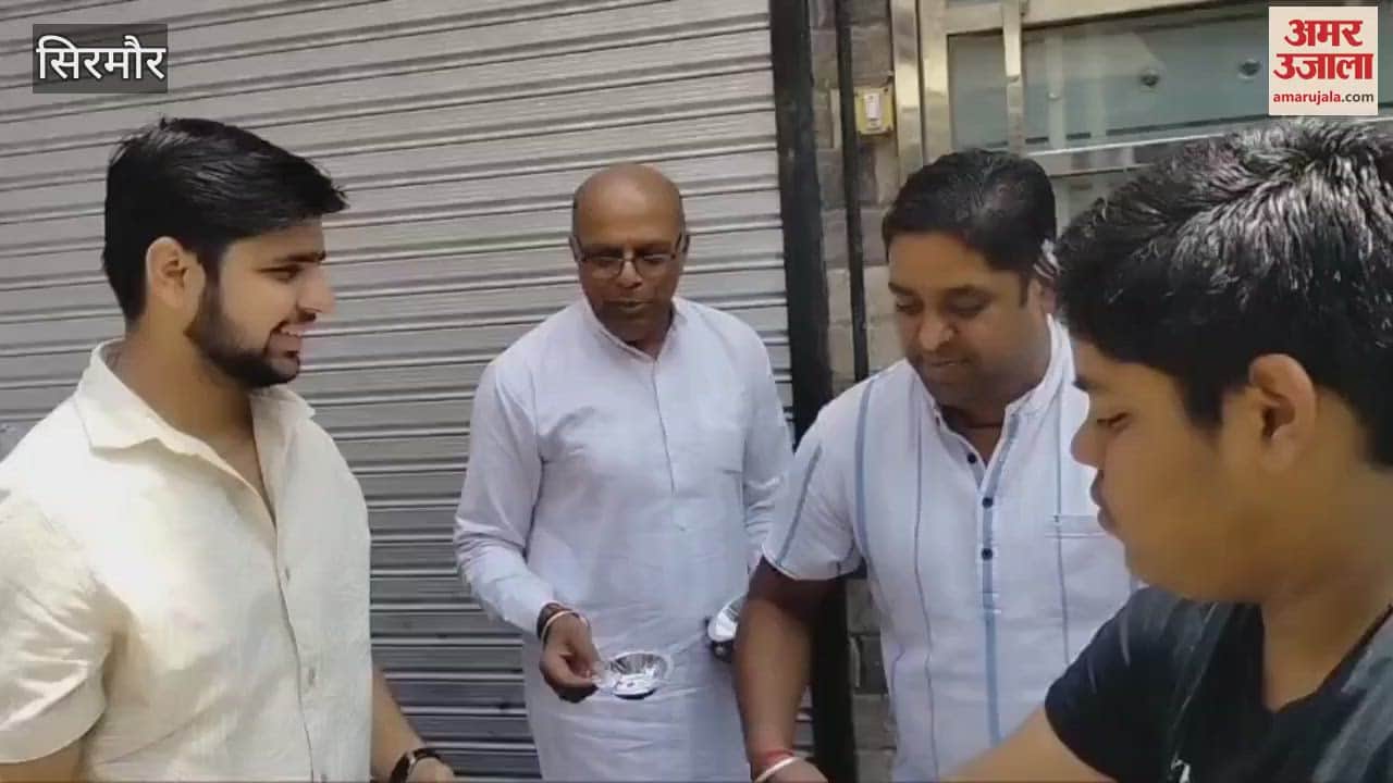 Sirmaur Kheda Mandir Committee organized a feast in Bada Chowk