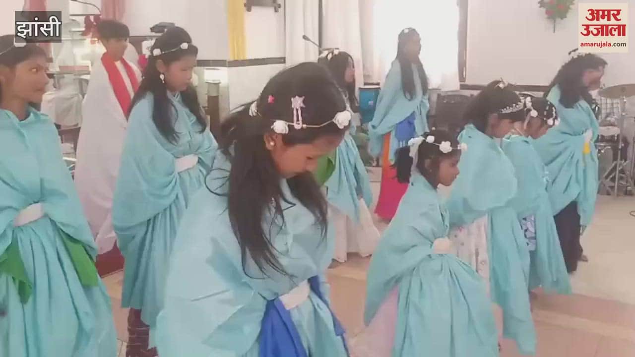 On Easter special prayers were held in Yellow Church of Sipri Bazaar in Jhansi