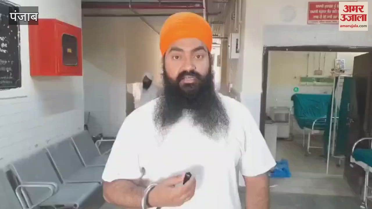 फिरोजपुर में खेतों में नाड़ में लगाई आग में गिरे बाइक सवार दो युवक, एक की मौत