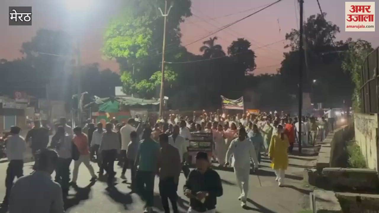 Meerut: BJP takes out torch march in protest against terrorist attack