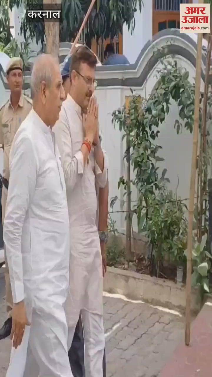 Manohal lal Katthar reached Karnal in leutinenet Vinya narwal house