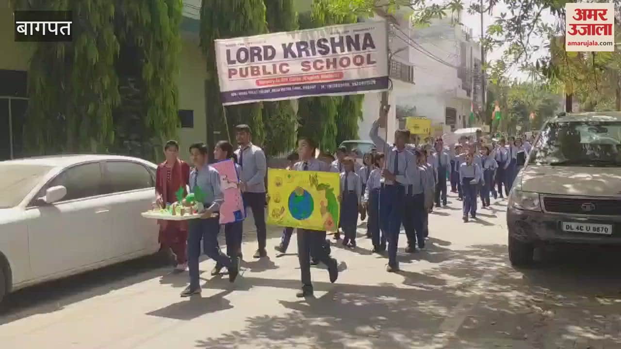 children took out an awareness rally on World Earth Day