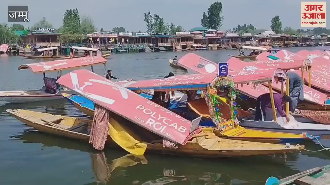 Dal Lake deserted, markets closed; Kashmir shut in protest against Pahalgam attack