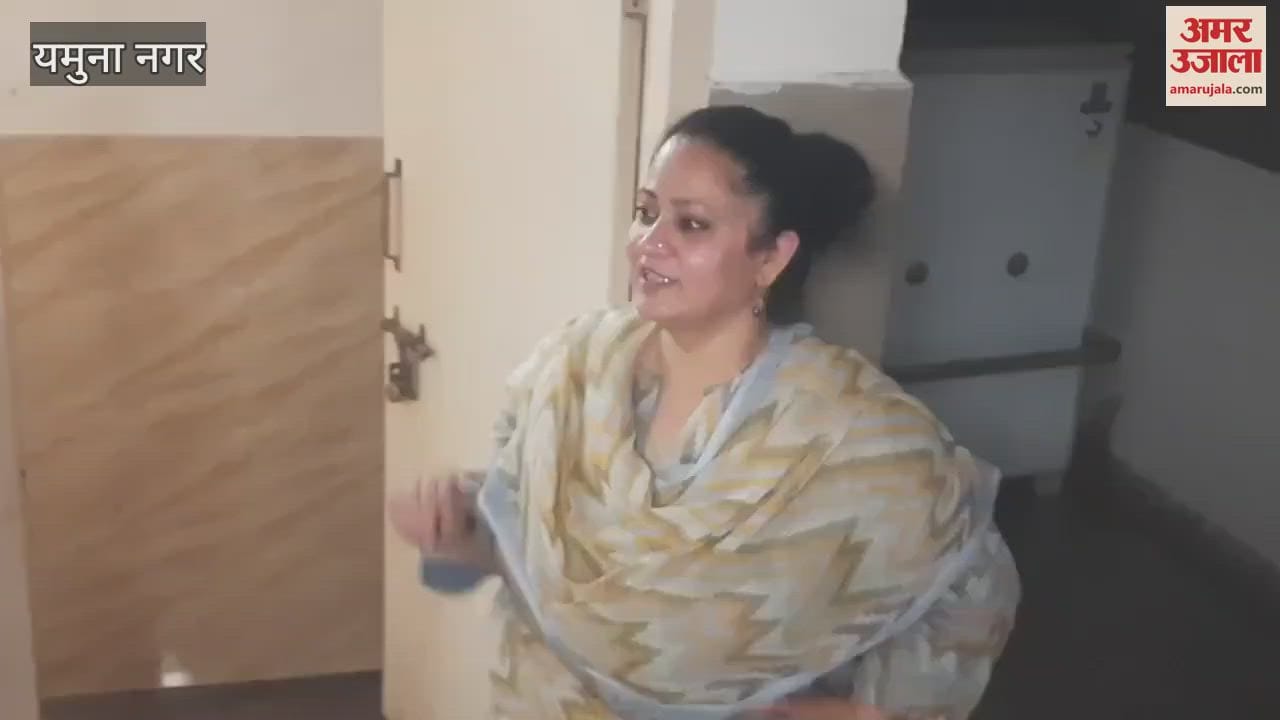 Health Minister Arti Rao reached Yamunanagar and searched every corner of the Civil Hospital for three and a half hours