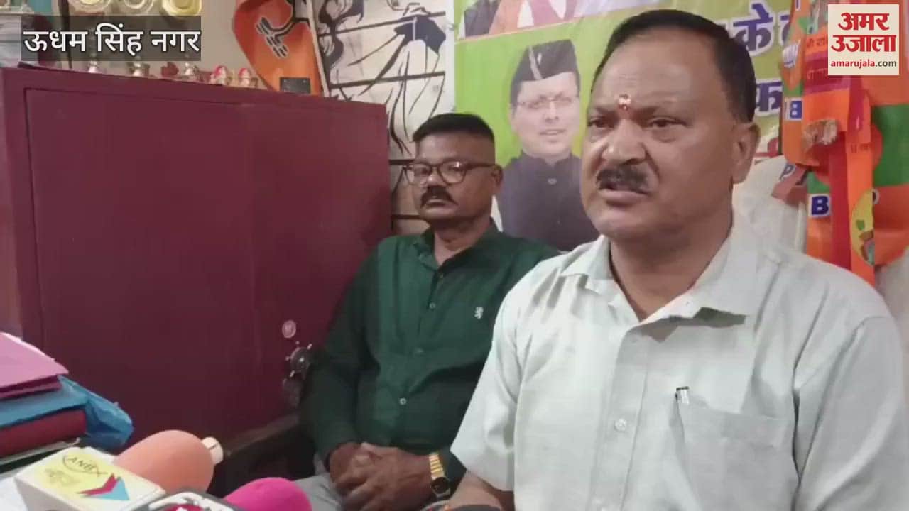 उत्तराखंड सफाई कर्मचारी संघ ने खटीमा नगर पालिका अध्यक्ष के खिलाफ किया विरोध, तीन दिन के कार्य बहिष्कार की घोषणा