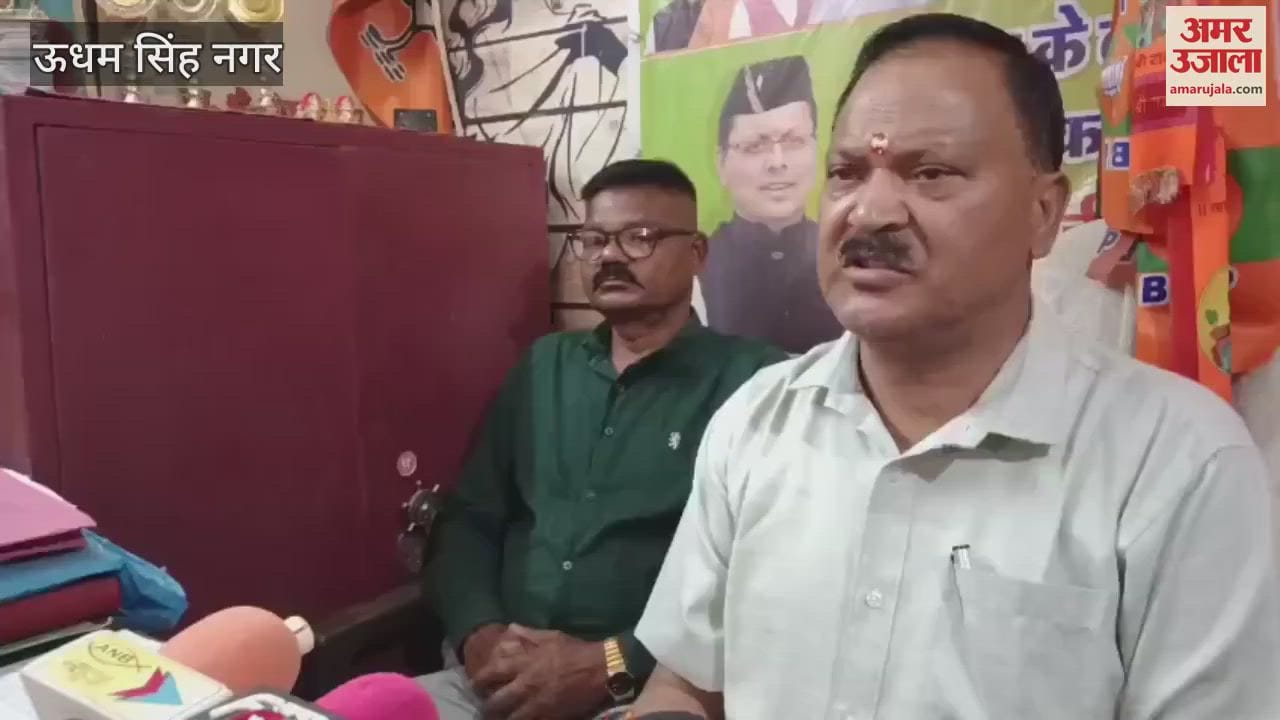 उत्तराखंड सफाई कर्मचारी संघ ने खटीमा नगर पालिका अध्यक्ष के खिलाफ किया विरोध, तीन दिन के कार्य बहिष्कार की घोषणा
