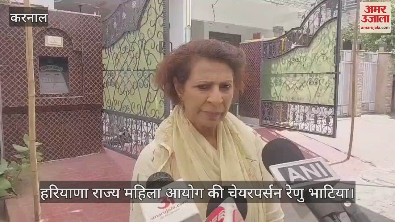 Renu Bhatia met the family of Lieutenant Vinay Narwal in Karnal, raised voice against terrorism