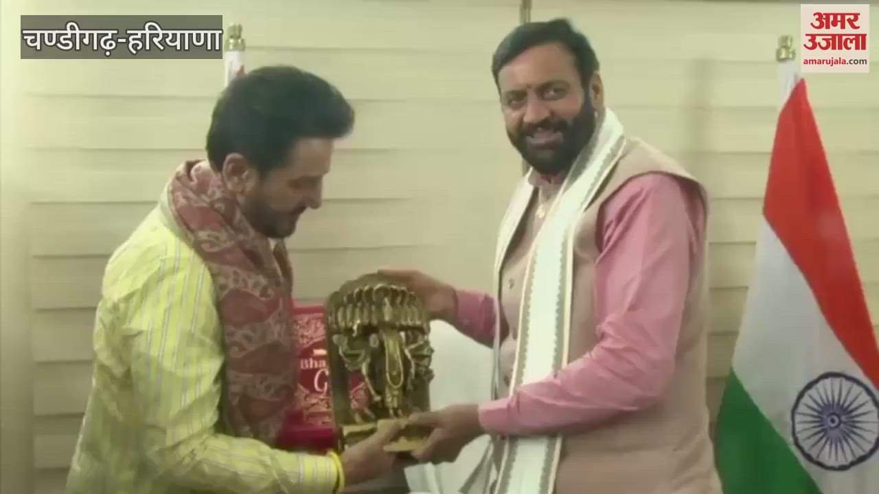 Punjabi singer Gurdas Maan met Chief Minister Naib Singh Saini