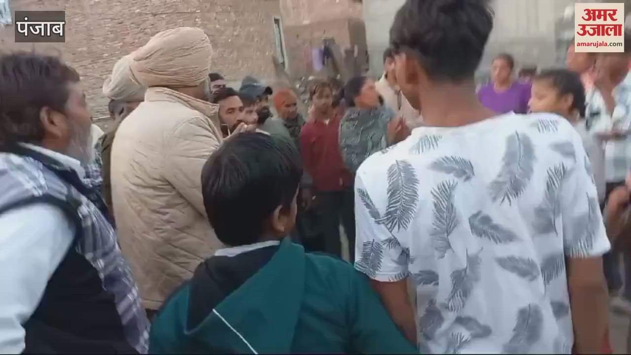 फिरोजपुर स्लम बस्ती में पहुंची पुलिस, नशा बेचने वालों को चेतावनी