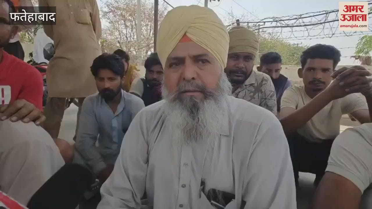 Wheat bags stolen from trucks in Fatehabad, drivers staged a sit-in protest