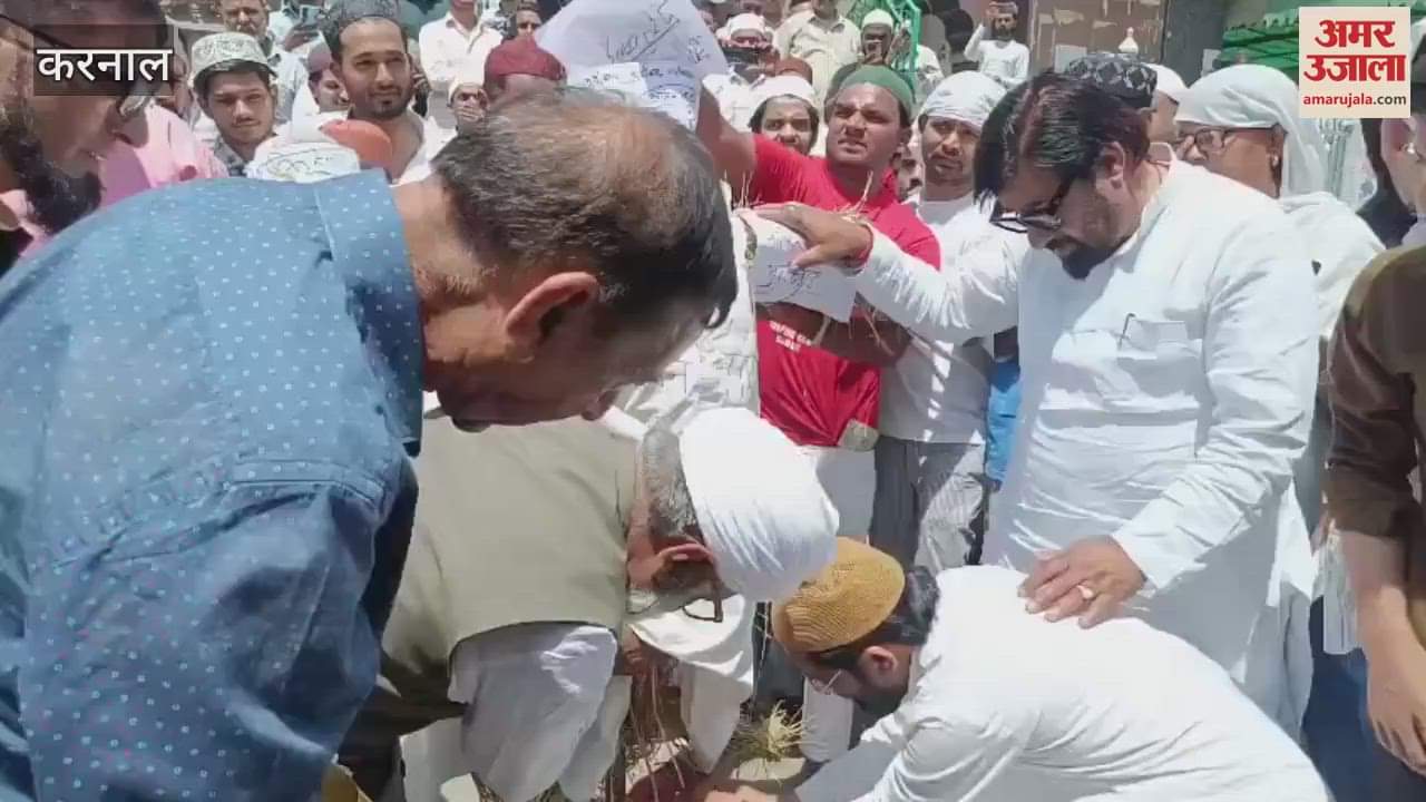 People of Muslim community in Karnal said that Vinay's killers should be hanged at the crossroads