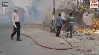 dumper parked on the roadside in Meerut caught fire, tyres burst with an explosion