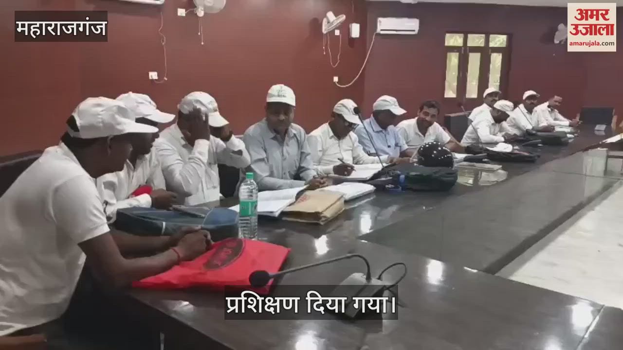 Training given to fertilizer and seed shopkeepers