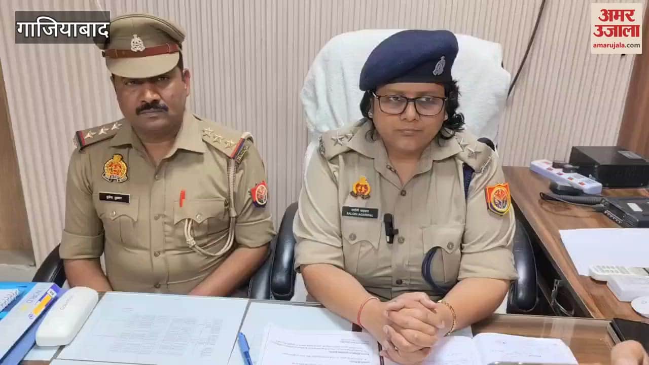 A person who broke into a flat in Ghaziabad and stole Rs 11.50 lakh has been arrested