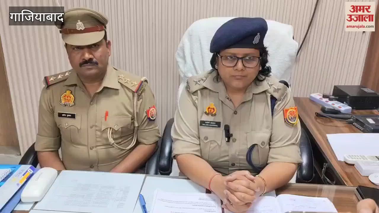 A person who broke into a flat in Ghaziabad and stole Rs 11.50 lakh has been arrested