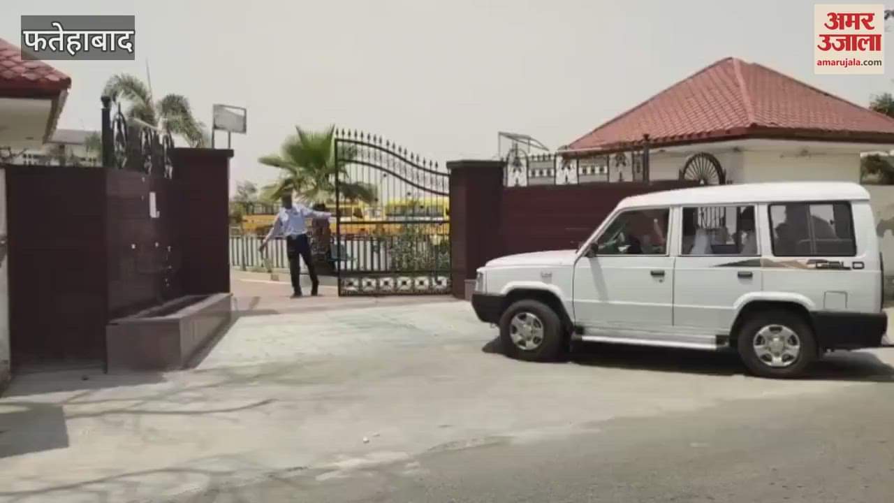 टोहाना में डीईओ ने स्कूल में की छापामारी, संचालक नहीं दिखा पाए दस्तावेज