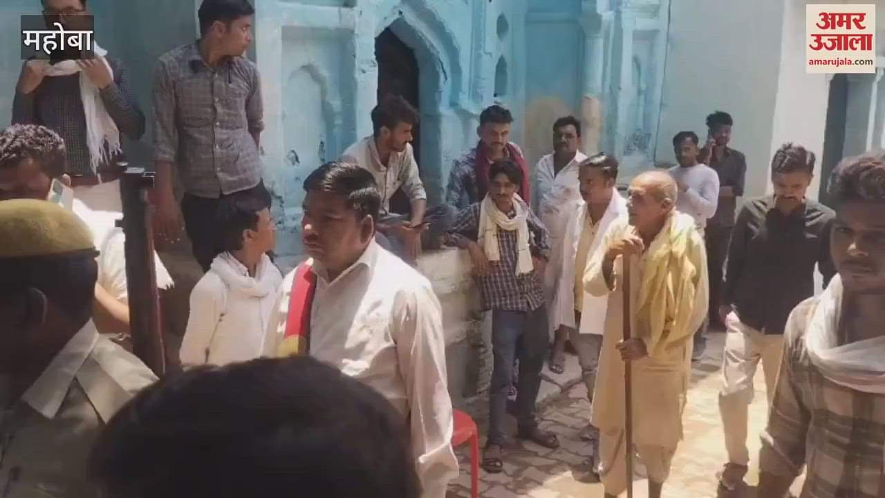 condition of 80 people deteriorated after eating food at a mandap program in Mahoba