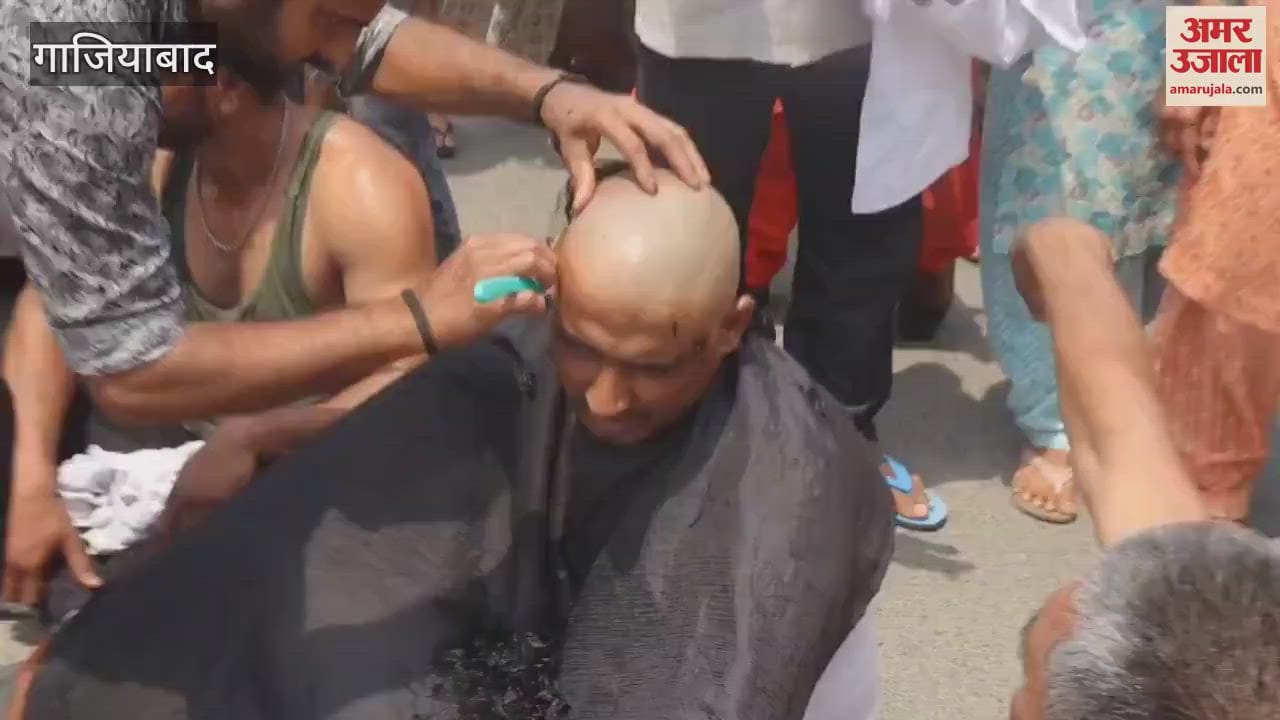 Farmers protesting against builder lost their patience and protested by shaving their heads