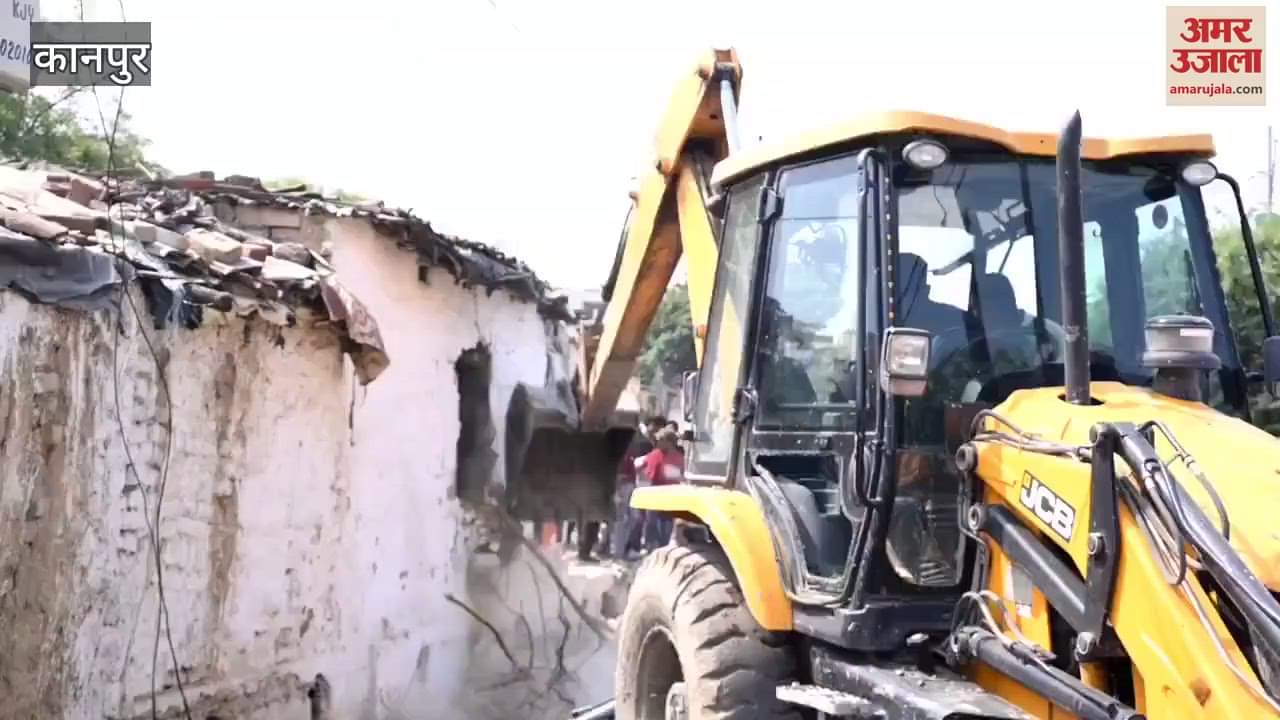 Bulldozers run on illegal encroachments on Sisamau drain