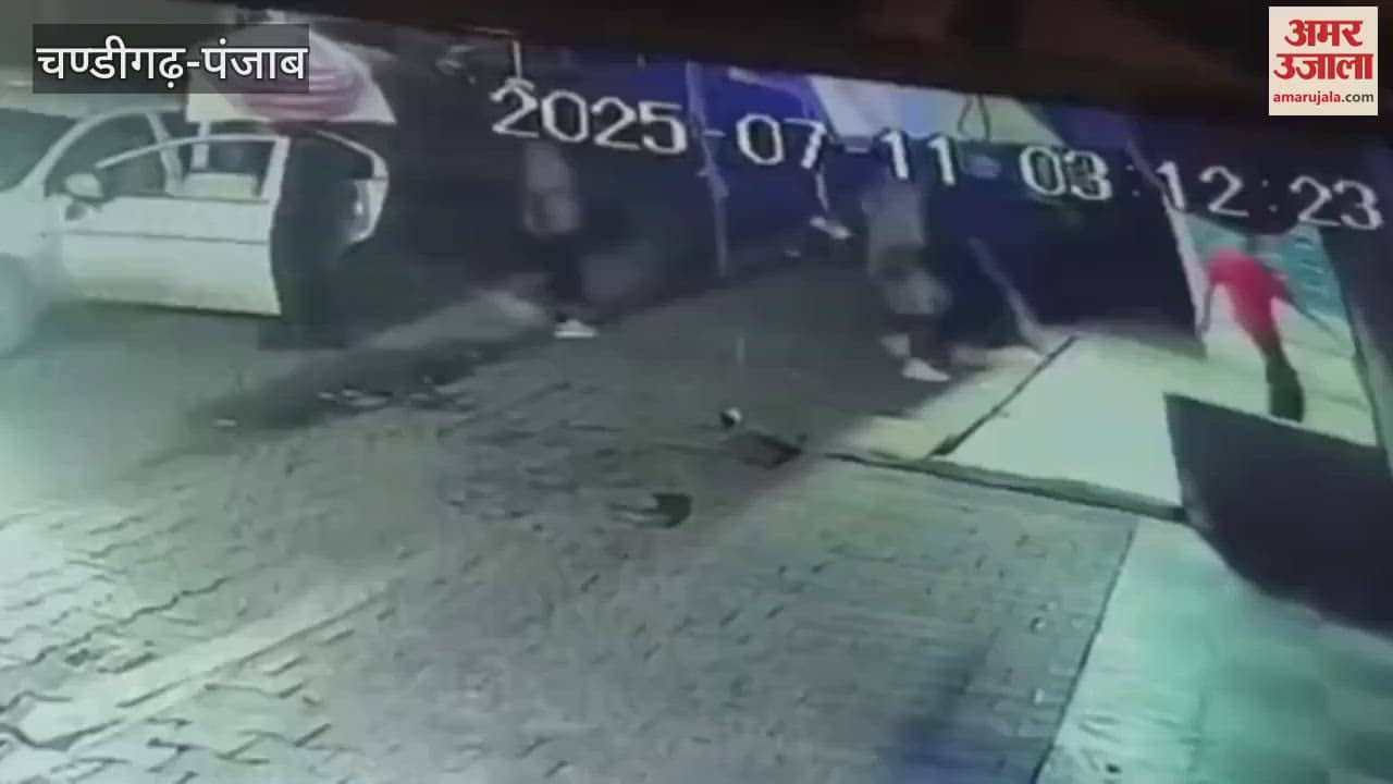 Shutters of 5 shops were broken and theft in Moga