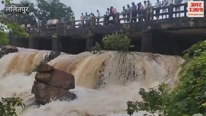 Dam in Lalitpur Ona Bridge Garhiya Bridge Water released from Rajghat Dam