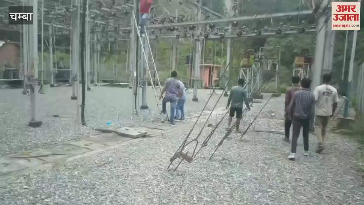 Chamba Workers engaged in repair and maintenance of power lines
