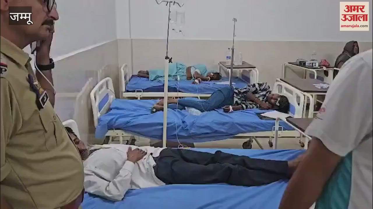 Over 10 Amarnath pilgrims injured after 3 Yatra vehicles collide in Kulgam