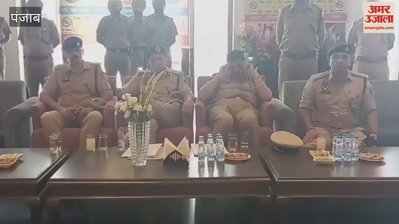 ADGP Shiv Kumar Verma, who reached Moga today as part of the Punjab Police's contact campaign, met the public