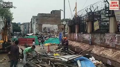 Building collapses in Delhi's Azad Market one dead Building collapses in Delhi's Azad Market one dead