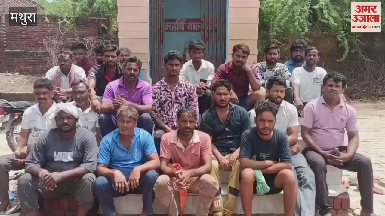 Contract workers get 30 days of work, salary is paid for 26 days