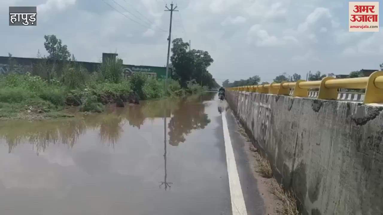 Kanwar route at Kuchesar Chaupala is in bad condition and waterlogging after rain