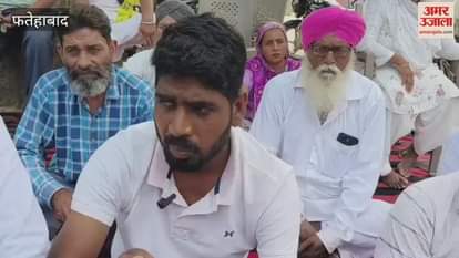 Councillors staging a sit-in protest in Ratia, Fatehabad, said they will lock down the municipality on Friday