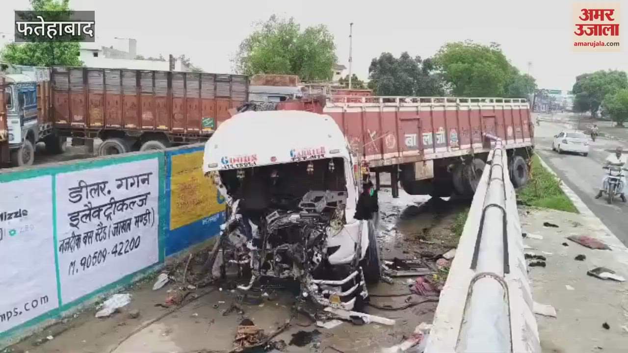 Truck collided with wall in Jakhal, two persons including driver seriously injured