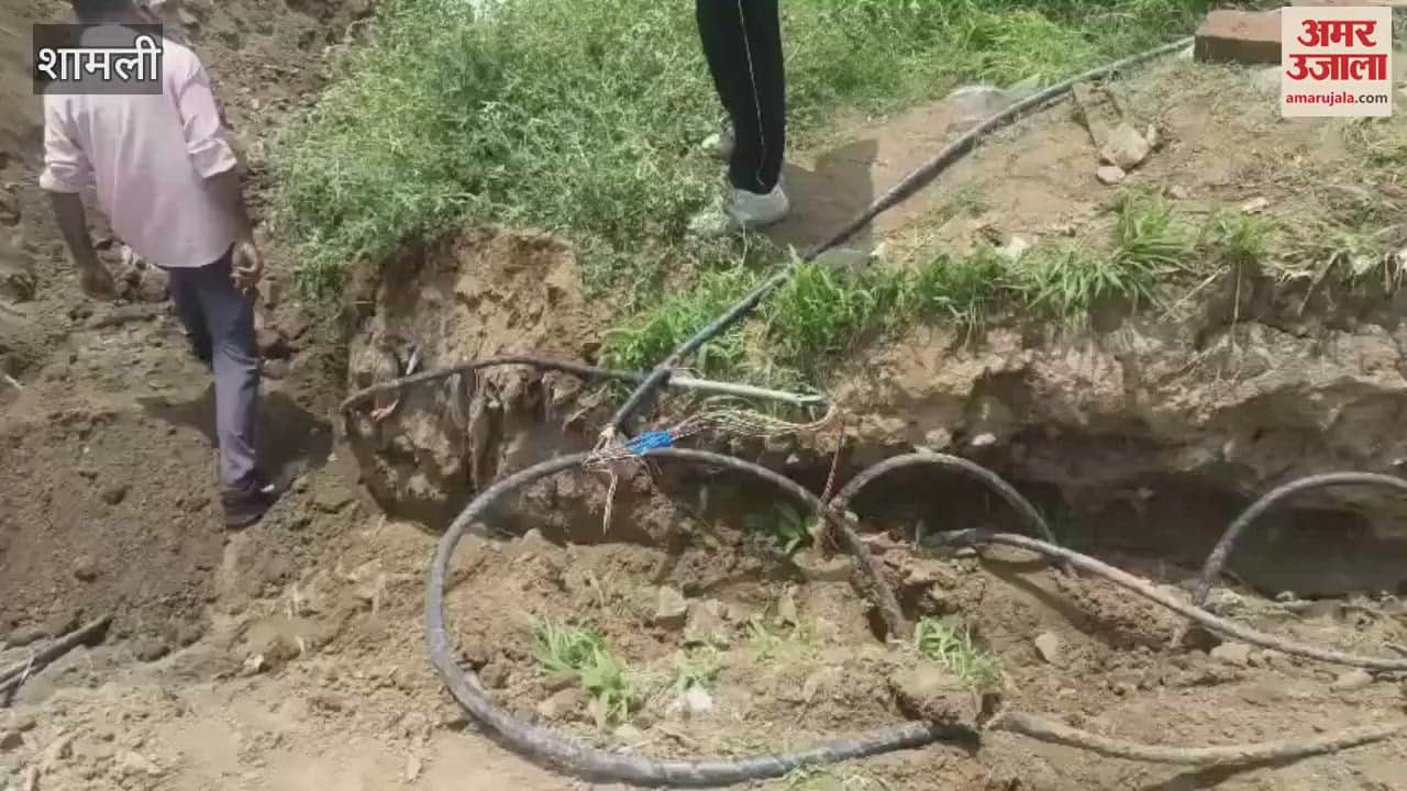 Shamli: Attempt to steal cable near Album underpass.
