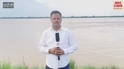 cremation ground was submerged in water of Ganga problem in cremation In Chandauli