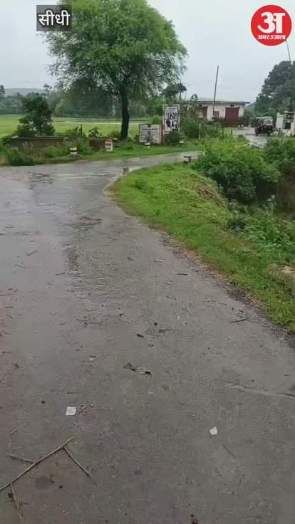 Pokhadour villages cut off from the main road, 5000 villagers trapped in their homes