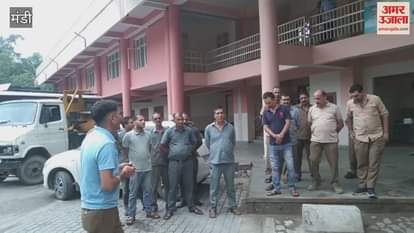 Mandi HRTC employees will work under work to rule from August 1 will provide services for only 8 hours