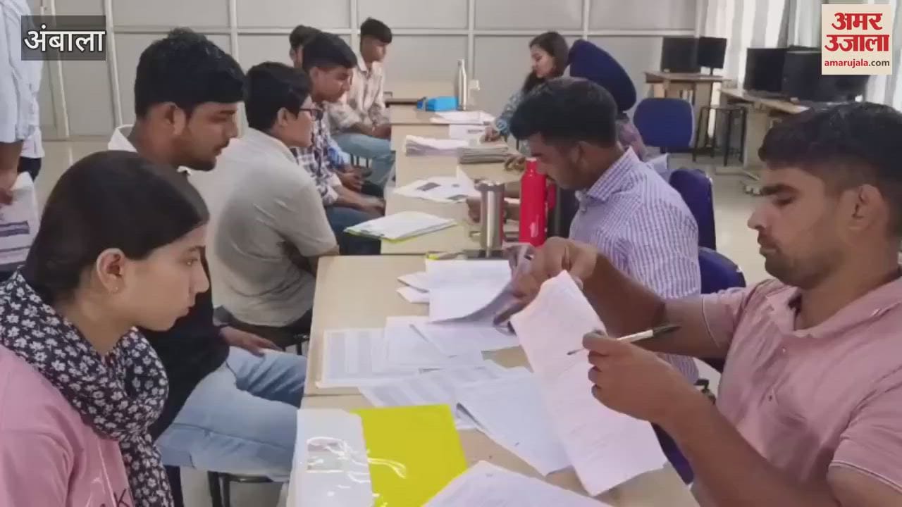 Crowd gathered for admission in Polytechnic in Ambala
