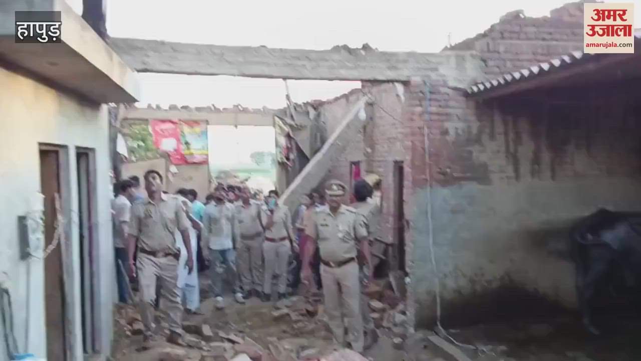 roof of an under-construction house collapsed in Hapur