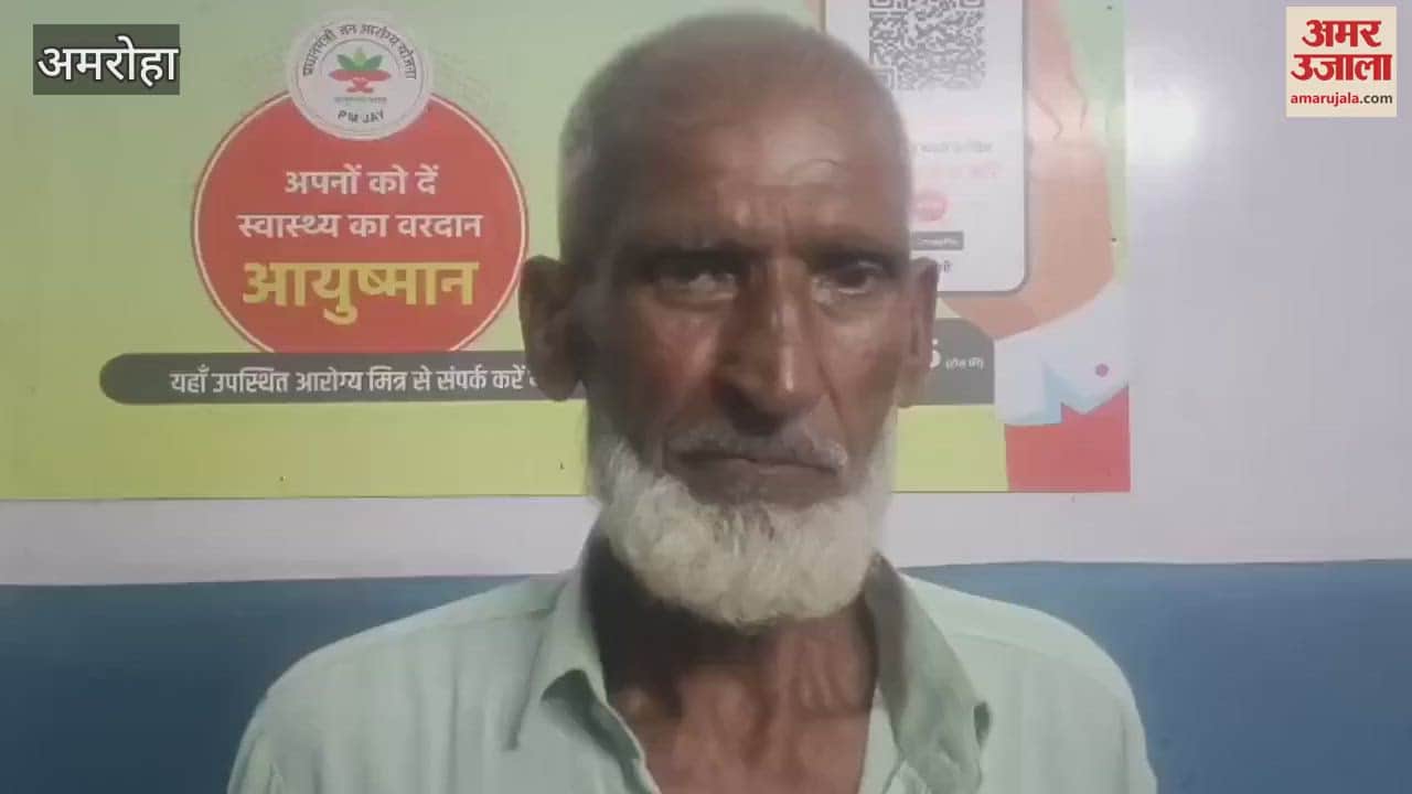 Animal trader house looted in Buravali, trader injured by hitting blade on his neck when he protested