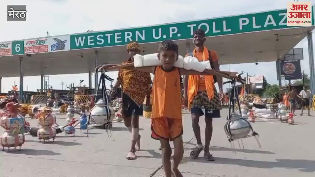 Meerut: The spirits of Bhole's devotees are not wavering even in the scorching sun, their steps are continuously moving forward