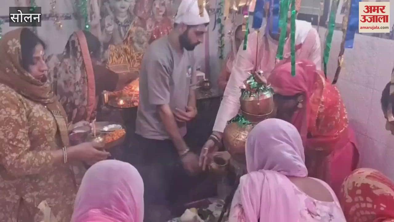 Solan In the month of Sawan the temple reverberated with the chants of Bam Bam Bhole