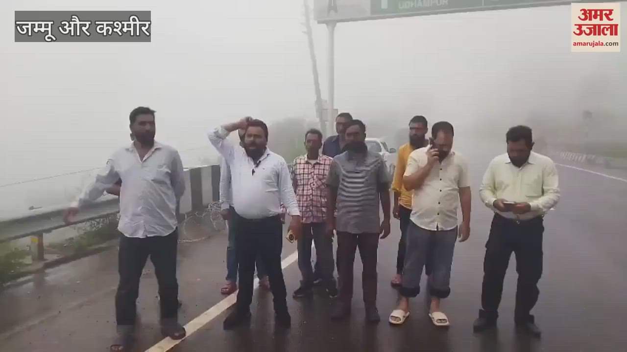 We will not stop until the problems are solved! Sanitation workers set out on foot from Chinani to Srinagar