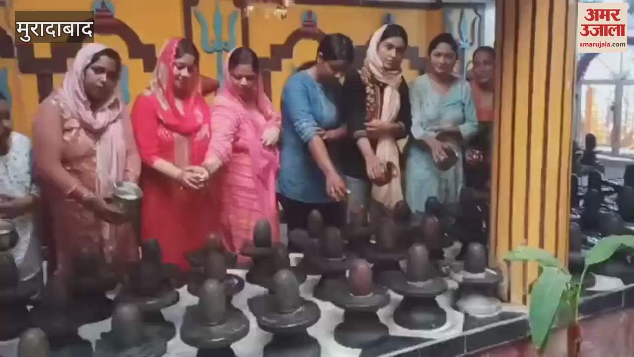 Jalabhishek on the second Monday of Sawan in Sitaram temple, devotees are excited